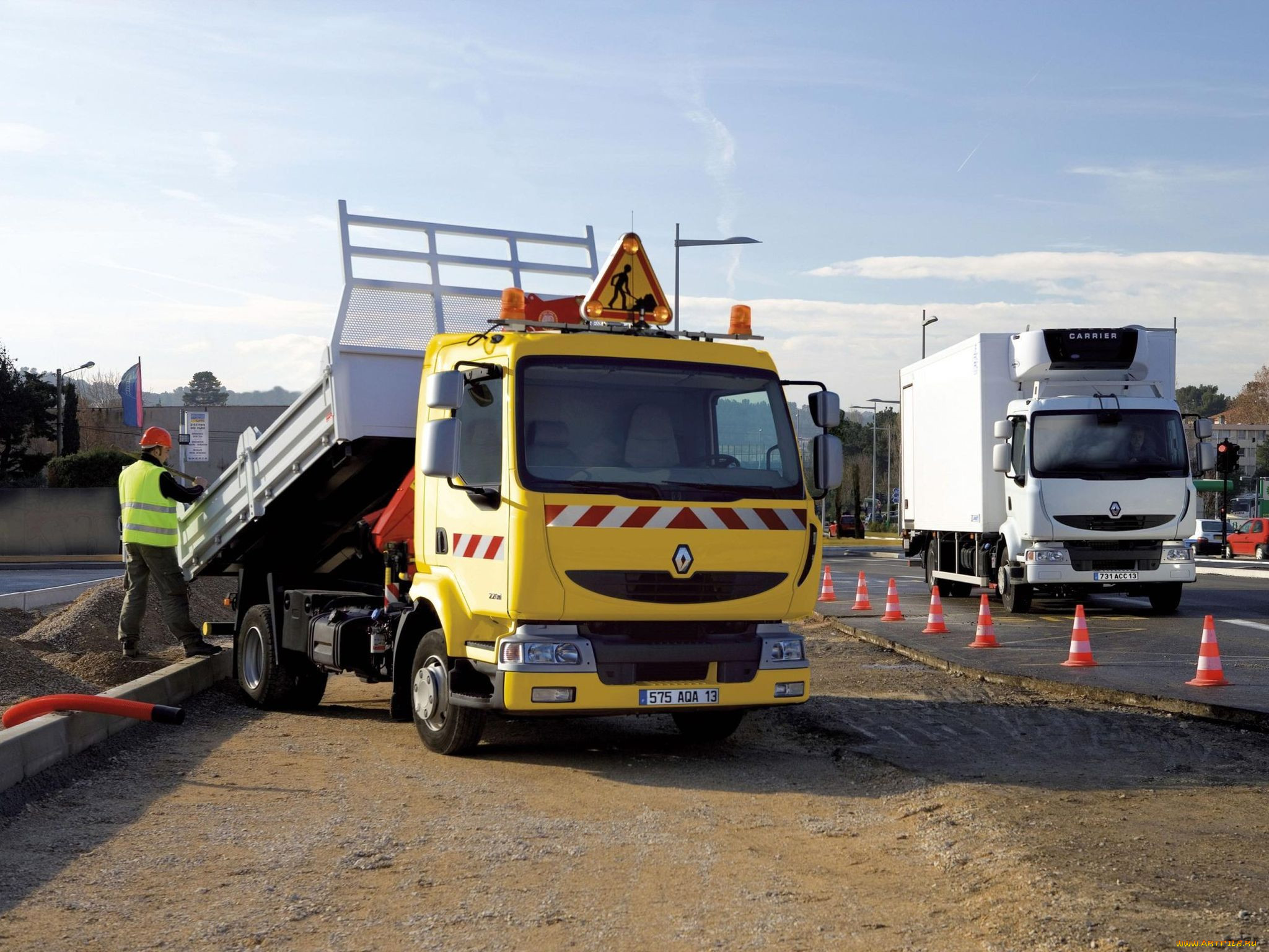 , renault, trucks